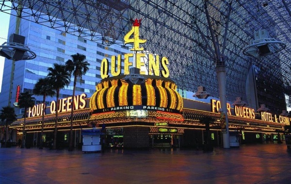 Four Queens Hotel And Casino image 3